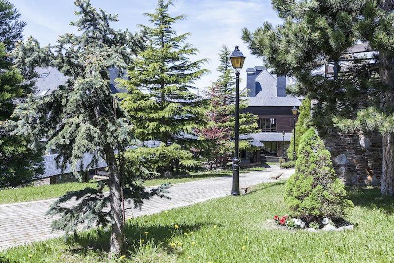 Appartement Luderna - Triplex Nin C2 Arenho à Naut Aran Extérieur photo